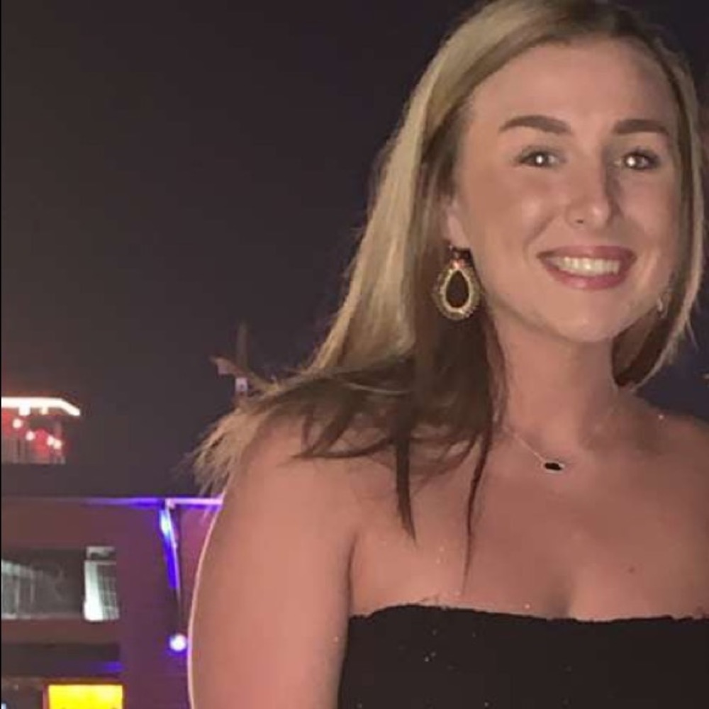 Meet your Posher, Alexas